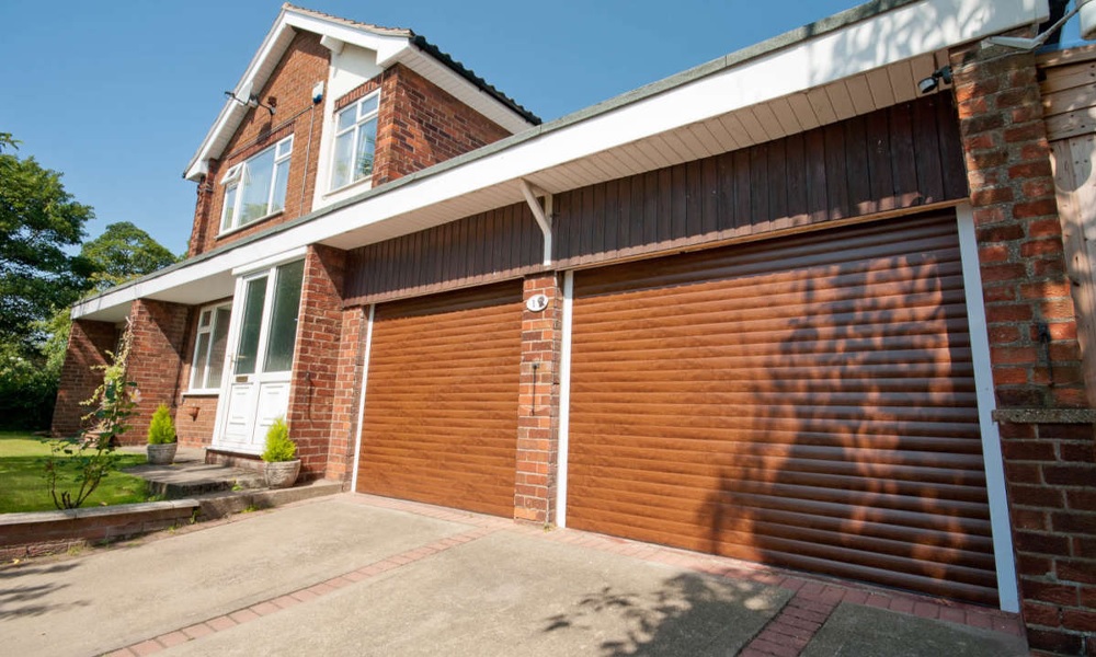 How to Replace Garage Door Rollers Hagan For House